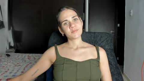 Snapshot of abby_connie chatting on 19, 6, 2026 Abby Connie online show from 19, 6, 2026