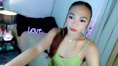abby_luxpinay online show from 27, 11, 2025