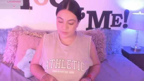 Snapshot of abby_saphir chatting on 6, 4, 2026 ABBY SAPHIR online show from 6, 4, 2026