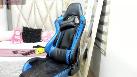 Snapshot of abby_sexyxx chatting on 8, 1, 2025 abby sexyxx online show from 8, 1, 2025