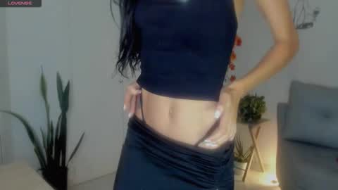 Snapshot of abbyada chatting on 19, 11, 2025 Laura online show from 19, 11, 2025