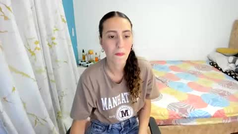 Snapshot of abbyhowlland chatting on 5, 7, 2026 sara online show from 5, 7, 2026