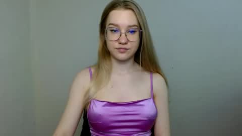 Snapshot of abbymoore__ chatting on 8, 6, 2026 Abby Lovense is active online show from 8, 6, 2026