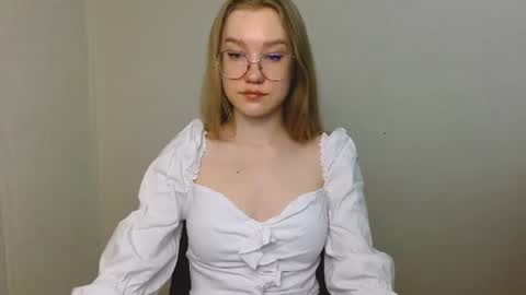 Snapshot of abbymoore__ chatting on 20, 6, 2026 Abby Lovense is active online show from 20, 6, 2026