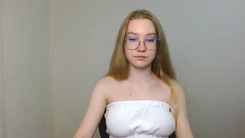 Snapshot of abbymoore__ chatting on 4, 7, 2026 Abby Lovense is active online show from 4, 7, 2026