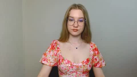 Snapshot of abbymoore__ chatting on 17, 7, 2026 Abby Lovense is active online show from 17, 7, 2026