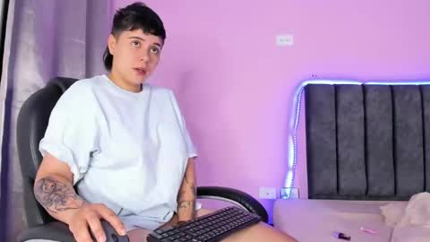 Abby Smith online show from 8, 1, 2025