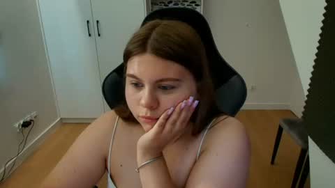 abbyvibe online show from 20, 7, 2026