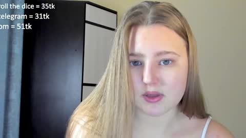 Snapshot of abbywyte chatting on 26, 1, 2025 Abby    Stream at Sat  Sun  Mon  Fri online show from 26, 1, 2025