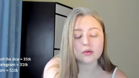 Snapshot of abbywyte chatting on 15, 2, 2025 Abby    Stream at Sat  Sun  Mon  Fri online show from 15, 2, 2025