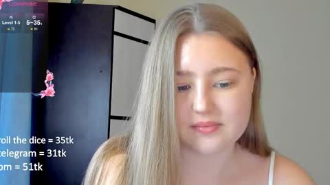 Snapshot of abbywyte chatting on 24, 2, 2025 Abby    Stream at Sat  Sun  Mon  Fri online show from 24, 2, 2025