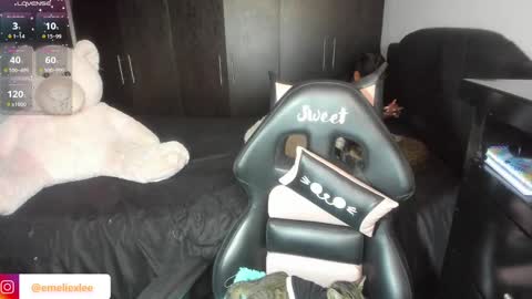 Snapshot of abbyxlee chatting on 5, 2, 2025     online show from 5, 2, 2025