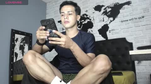 Independence model AbelAsburgo online show from 30, 1, 2025