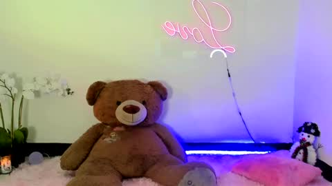  Abella and Kendra  online show from 2, 1, 2025