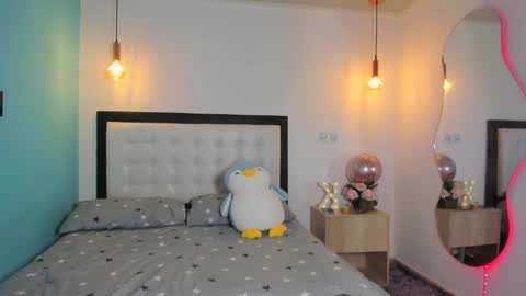  Abella and Kendra  online show from 8, 10, 2025