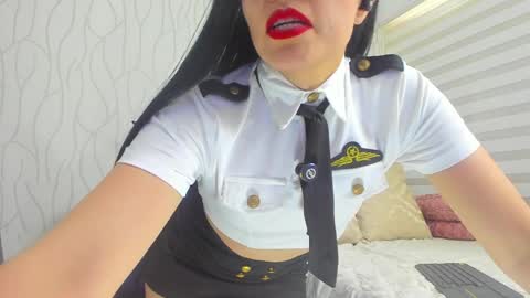 Snapshot of abellaskins chatting on 6, 4, 2026 Sophia online show from 6, 4, 2026