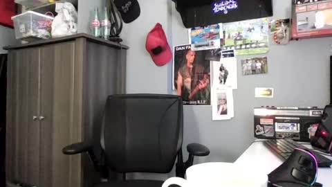 AJ online show from 7, 7, 2026