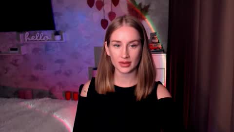 Snapshot of abigail_flex chatting on 19, 9, 2025 Anna online show from 19, 9, 2025