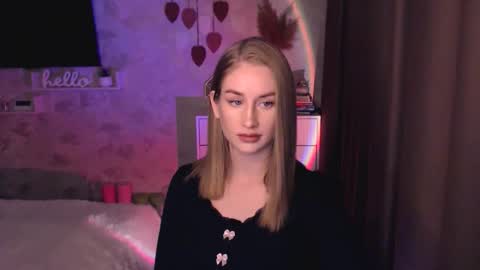 Snapshot of abigail_flex chatting on 3, 11, 2025 Anna online show from 3, 11, 2025