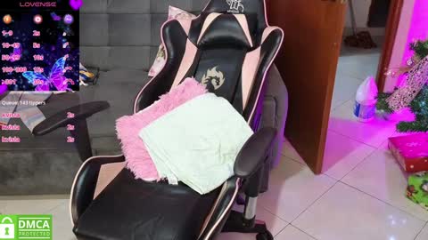 Snapshot of abigail_monroe__ chatting on 12, 12, 2024 abigail_monroe__ online show from 12, 12, 2024