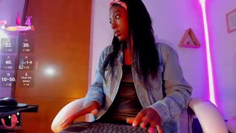 Snapshot of abigail_montoya chatting on 16, 9, 2025 Abigail online show from 16, 9, 2025