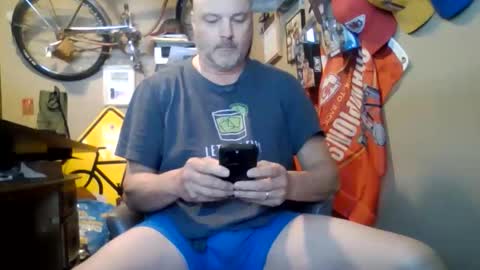 Snapshot of aboringguy chatting on 2, 2, 2026 aboringguy online show from 2, 2, 2026