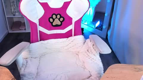 Snapshot of aboutlily chatting on 23, 4, 2026 Lily online show from 23, 4, 2026