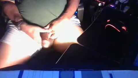 Snapshot of aboveaveragebig8 chatting on 24, 4, 2026 oldschooldick online show from 24, 4, 2026