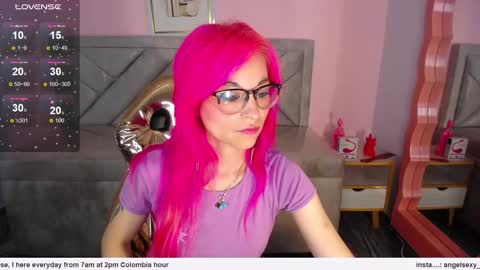 abril_ch_ online show from 5, 2, 2026