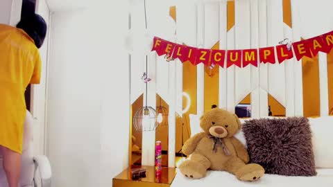 abril_cooper11 online show from 14, 11, 2025