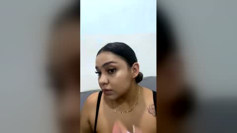 Snapshot of abril_gomez_11 chatting on 18, 1, 2026 abril_gomez_11 online show from 18, 1, 2026