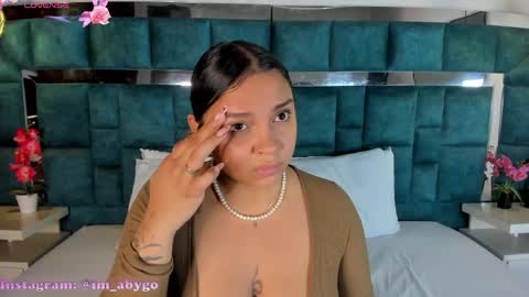 Snapshot of abril_gomez_11 chatting on 25, 5, 2026 abril_gomez_11 online show from 25, 5, 2026