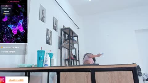 Snapshot of abril_ricci chatting on 27, 12, 2024 Abril  online show from 27, 12, 2024