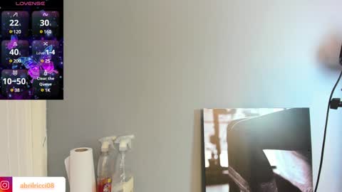 Snapshot of abril_ricci chatting on 15, 1, 2025 Abril  online show from 15, 1, 2025