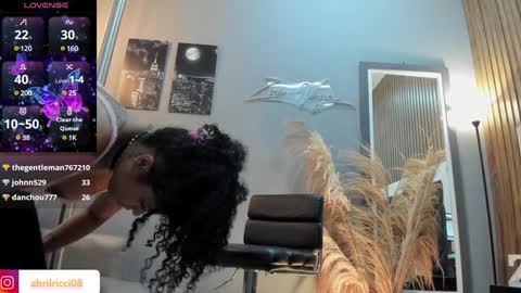 Snapshot of abril_ricci chatting on 18, 1, 2025 Abril  online show from 18, 1, 2025