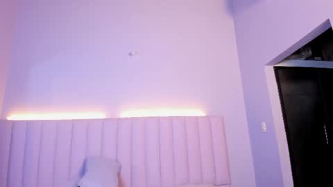Snapshot of abrilandjulian chatting on 17, 6, 2026 Abril and Julian online show from 17, 6, 2026