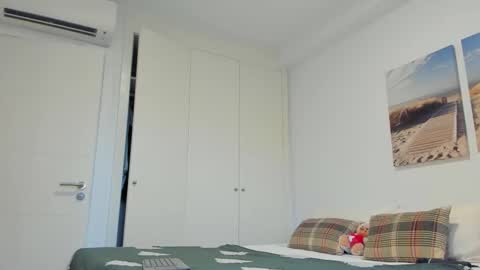 Helena online show from 16, 12, 2025