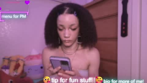 Snapshot of abruisedpeach chatting on 1, 4, 2026 Peach online show from 1, 4, 2026