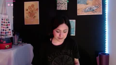 Absenta vert online show from 27, 2, 2026