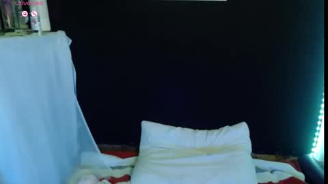 Absenta vert online show from 7, 3, 2026