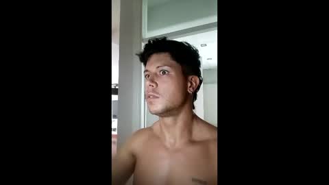 Snapshot of absolutwinner chatting on 5, 4, 2026 absolutwinner online show from 5, 4, 2026