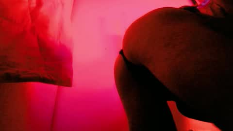 Snapshot of absulent chatting on 21, 9, 2025 absulent online show from 21, 9, 2025