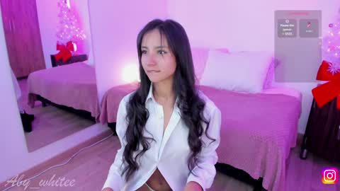 Snapshot of aby_whitee chatting on 8, 1, 2025 Aby online show from 8, 1, 2025