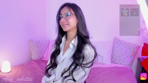 Snapshot of aby_whitee chatting on 8, 1, 2025 Aby online show from 8, 1, 2025