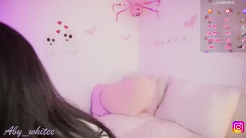 Snapshot of aby_whitee chatting on 30, 10, 2025 Aby online show from 30, 10, 2025