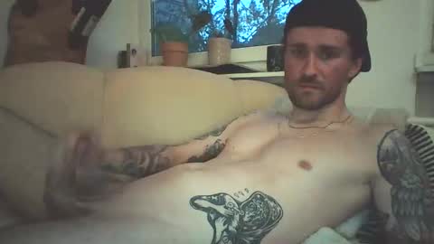 Snapshot of achix2704 chatting on 3, 5, 2026 achix2704 online show from 3, 5, 2026