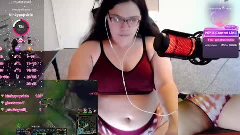 Snapshot of achubbygummy chatting on 11, 4, 2026 AChubbyGummy online show from 11, 4, 2026