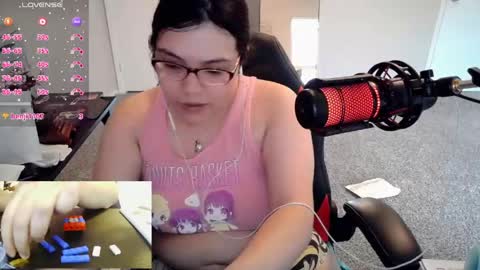 Snapshot of achubbygummy chatting on 17, 4, 2026 AChubbyGummy online show from 17, 4, 2026
