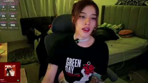 Snapshot of acidkaos chatting on 6, 5, 2026 Lana 3 online show from 6, 5, 2026