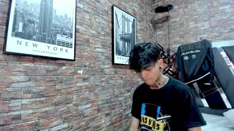 Snapshot of acidmilo chatting on 6, 12, 2024 Acid Milo online show from 6, 12, 2024